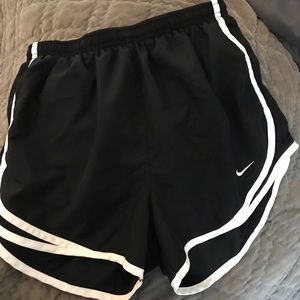 Nike running short